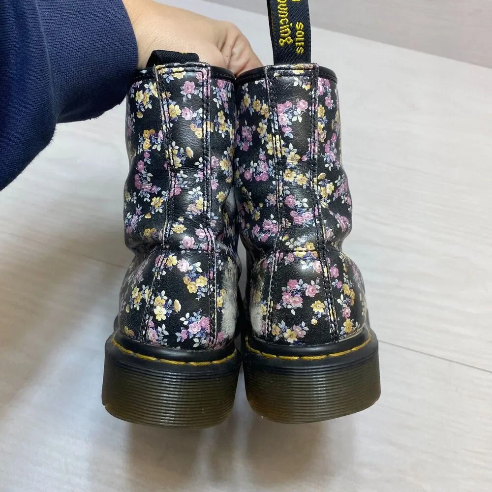 Dr. Martens 1460 Tydee Leather Combat Boots Womens Size 6 Ditsy‎ Floral 8 Eyelet